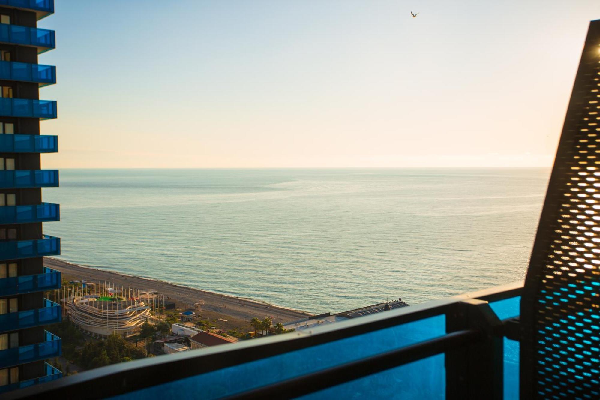 Seaside Batumiアパートメント エクステリア 写真